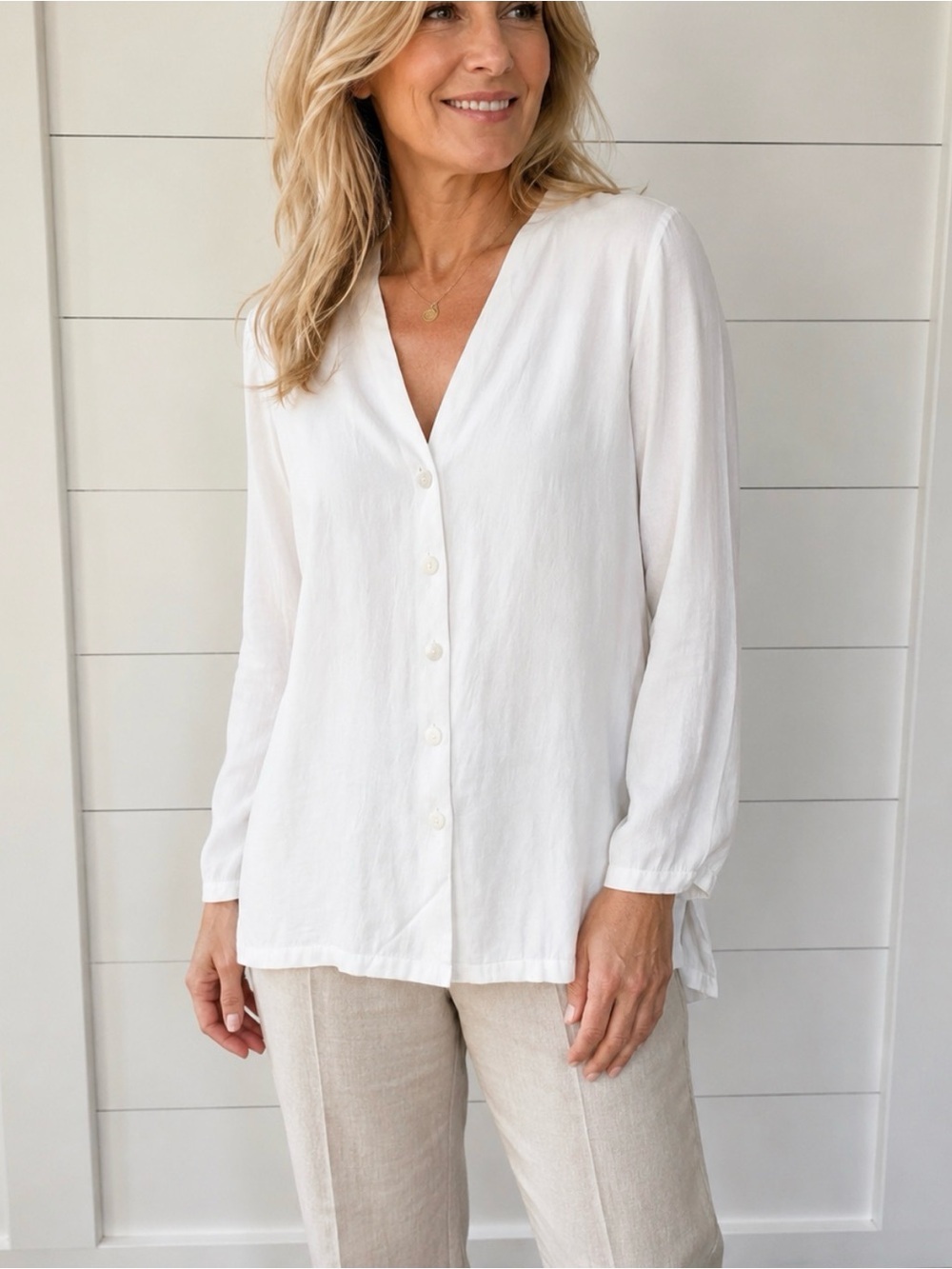 STELLA CARAKASI M Wish List White button V neck button down quiet luxury blouse